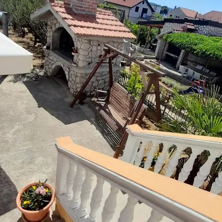 Zvjezdana * Pirovac